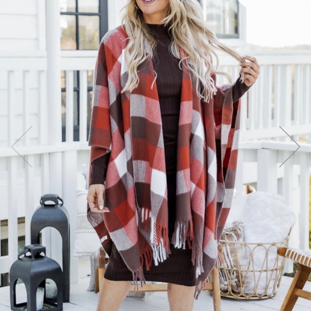 {Pink Lily} Women’s Plaid Poncho - NWT